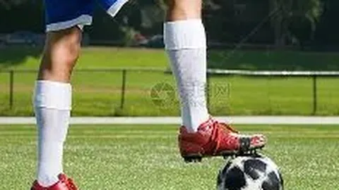 奚梦瑶分享儿子珍贵正面照，萌态尽显，神似妈妈容貌