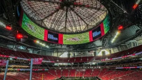 本菲卡与阿森纳平分秋色，奥巴梅扬失良机萨卡扳平比分——欧冠16强首回合赛事回顾