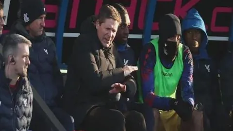 豪门对决夜晚：AC米兰1-2失利，国际米兰2-1获胜，曼城2-1反超晋级，巴塞罗那4-1大捷