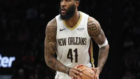 乌克超柔亚主场连败之谜：专家解析大乐透期号质合分析